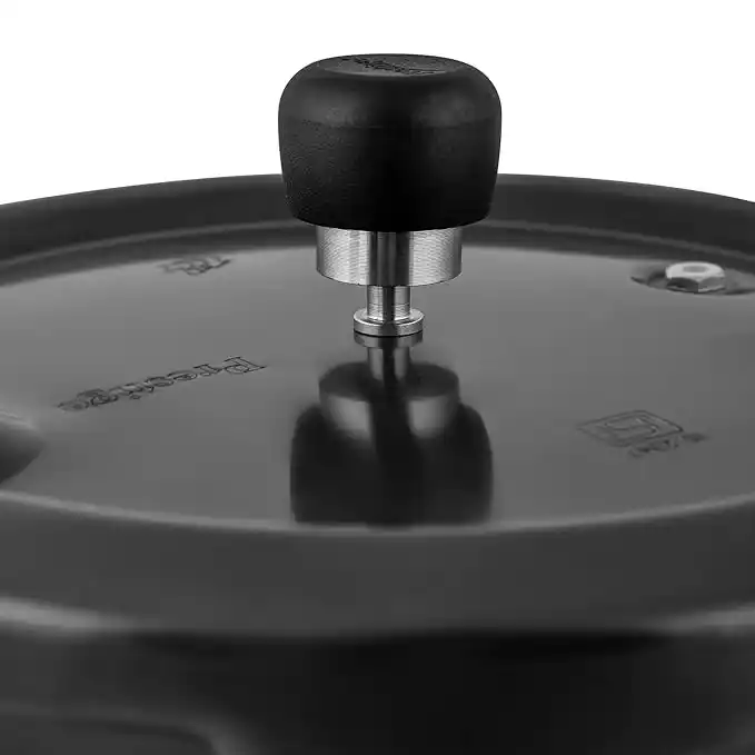 Fg-Aa-Presr-Cokr-Ss-5-Ltr-Enrgie-Wit-Sandwich-Base-Pressure-Cooker-Vidiem-(PC0008)