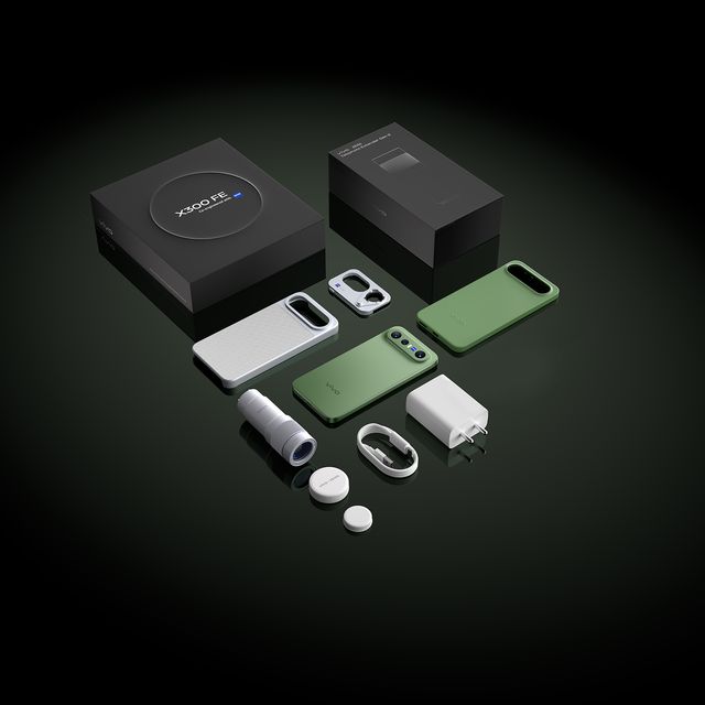 VIVO-(X300-FE-5G)-ACCESSORIES-KIT-(SILVER)